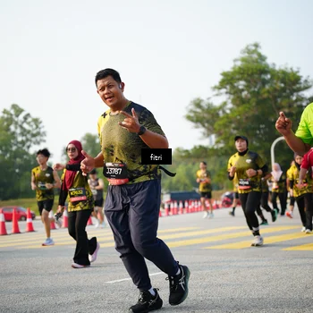 Runner Photo 6358371