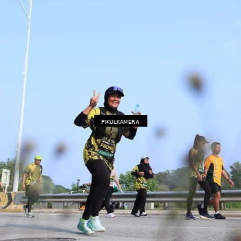 Runner Photo 6358444