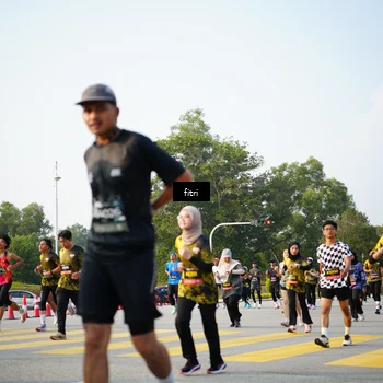 Runner Photo 6358550