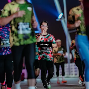 Runner Photo 6358791