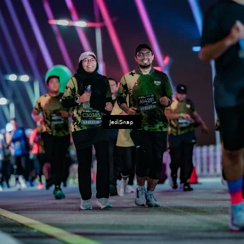 Runner Photo 6359325