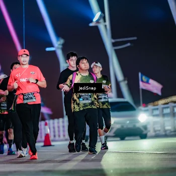 Runner Photo 6359601