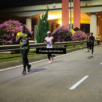 Runner Photo 6359657