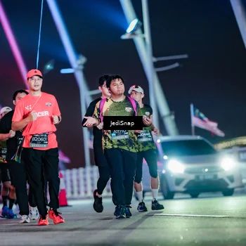Runner Photo 6359696