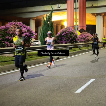 Runner Photo 6359738