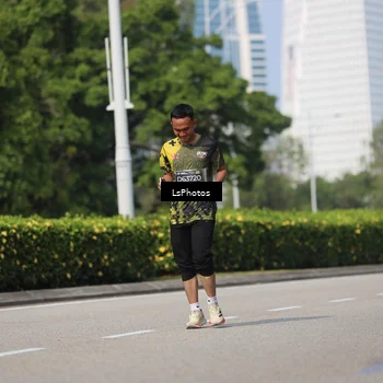 Runner Photo 6360023