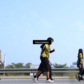 Runner Photo 6360730