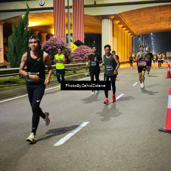 Runner Photo 6360965