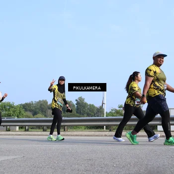 Runner Photo 6361258