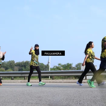 Runner Photo 6361278