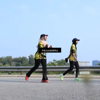 Runner Photo 6361306