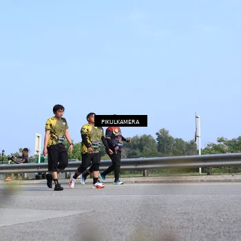 Runner Photo 6361334