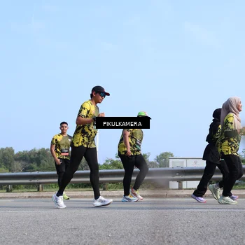 Runner Photo 6362084
