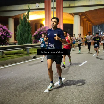 Runner Photo 6362102