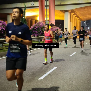 Runner Photo 6362346