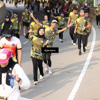 Runner Photo 6362794