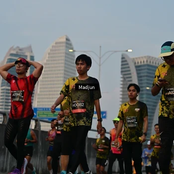 Runner Photo 6362925