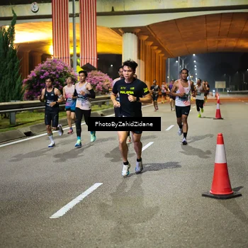 Runner Photo 6363015