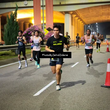 Runner Photo 6363020