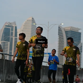 Runner Photo 6363058