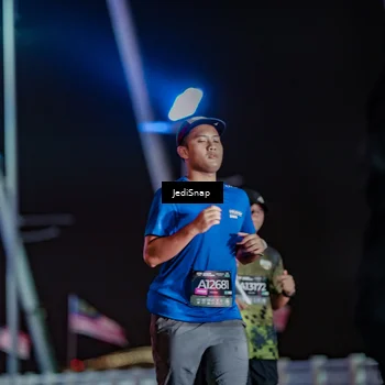 Runner Photo 6363059