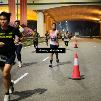 Runner Photo 6363072