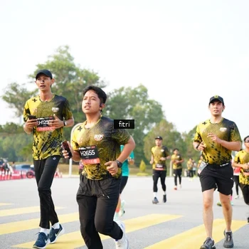 Runner Photo 6363278