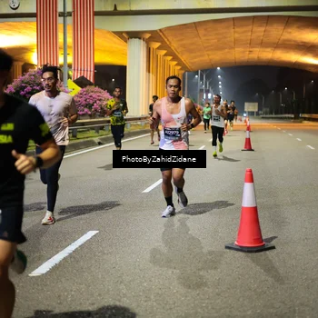 Runner Photo 6363309