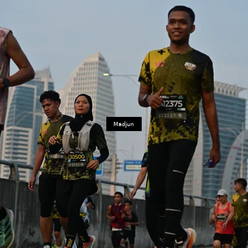 Runner Photo 6363356
