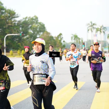 Runner Photo 6363395