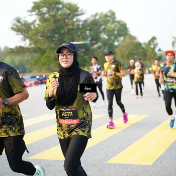 Runner Photo 6363423