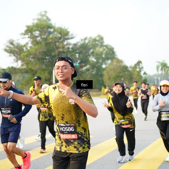 Runner Photo 6363432
