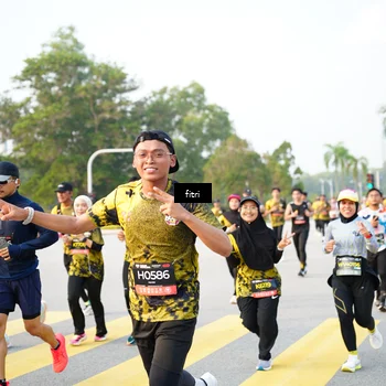 Runner Photo 6363435