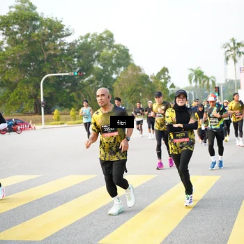 Runner Photo 6363459