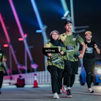 Runner Photo 6363462