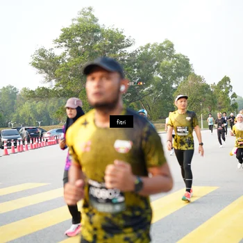 Runner Photo 6363481