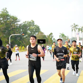Runner Photo 6363552