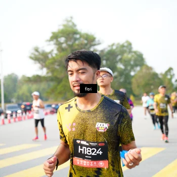Runner Photo 6363594