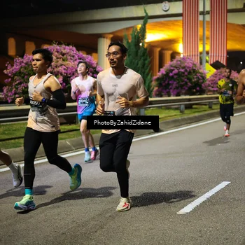 Runner Photo 6363615
