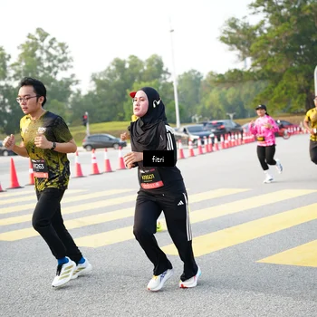 Runner Photo 6363754