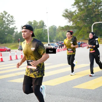 Runner Photo 6363774