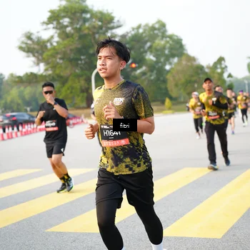 Runner Photo 6363815