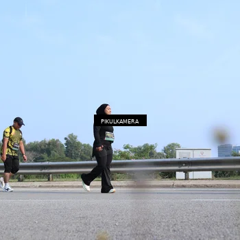 Runner Photo 6363840