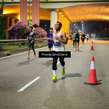 Runner Photo 6363885