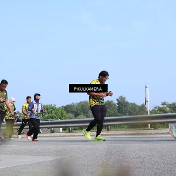 Runner Photo 6363988