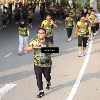 Runner Photo 6364002