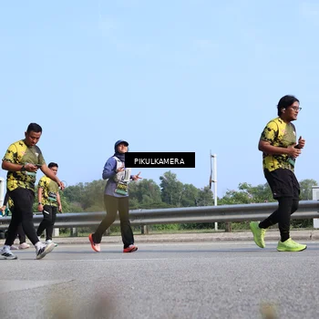 Runner Photo 6364015