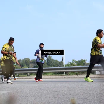 Runner Photo 6364043