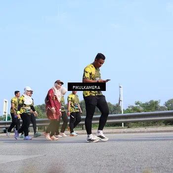 Runner Photo 6364081
