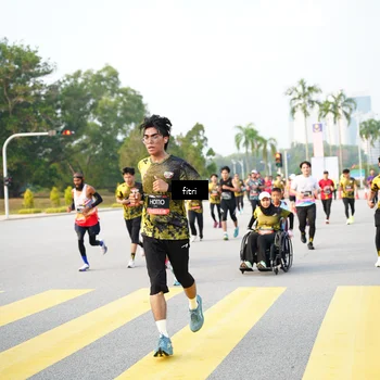 Runner Photo 6364113